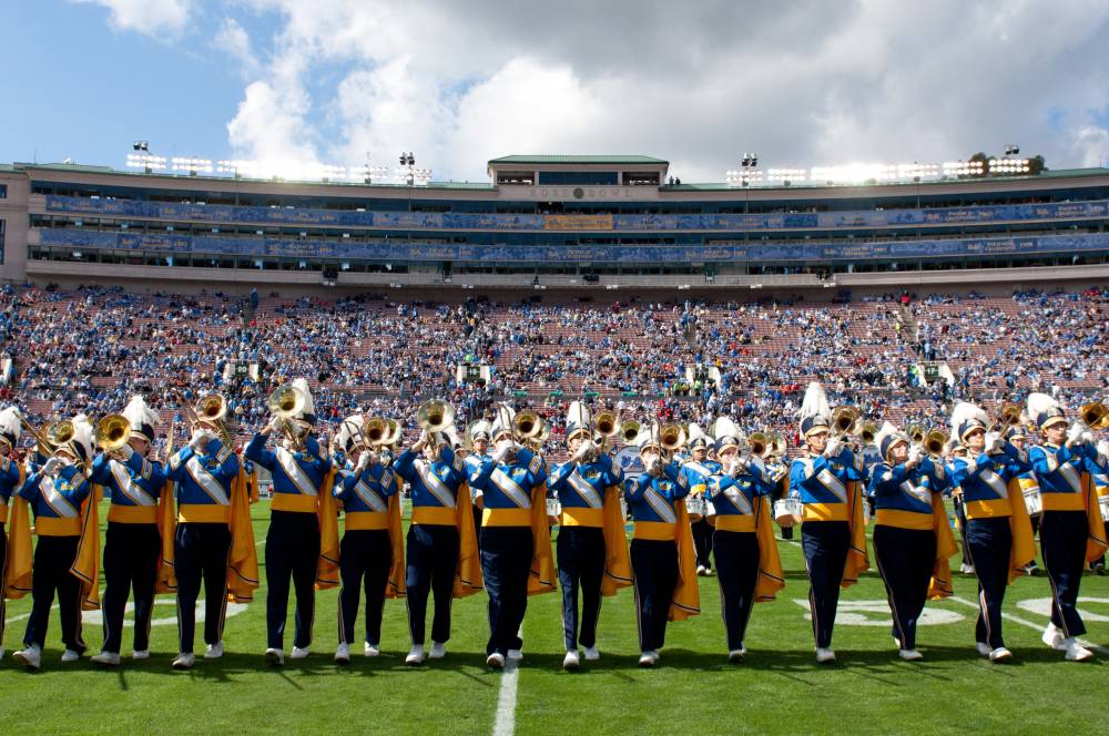 TROMBONES AND PRESSBOX 101030_BND_043